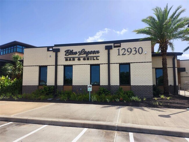 Building Photo - 2430 Mar Vis Ln