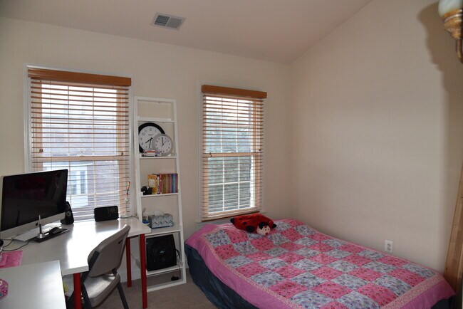 Building Photo - 4225 Timber Meadow Dr