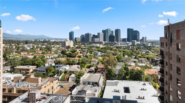 Building Photo - 10535 Wilshire Blvd