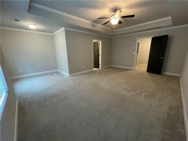 Building Photo - 301 Omnia Ridge Way