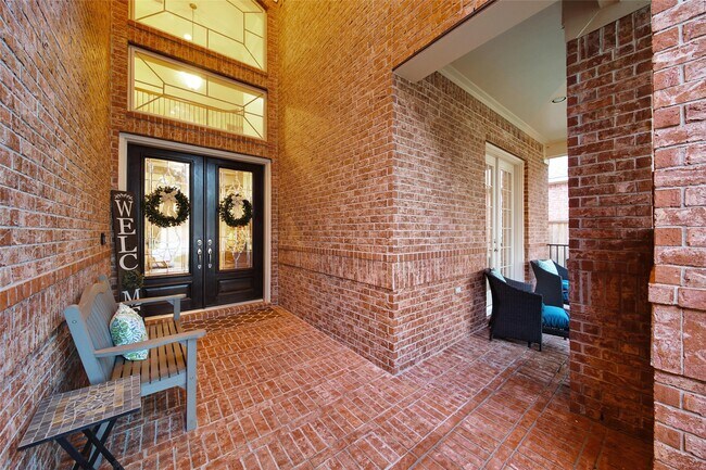 Building Photo - 5902 Royal Hill Ct