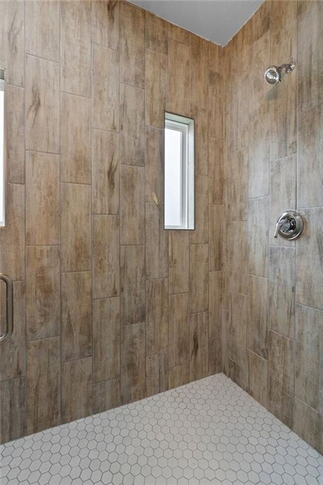 Building Photo - 6738 Effat Dr