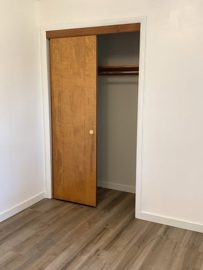 Building Photo - NEW RENT REDUCTION! Charming 3-Bedroom, 1-Bath Single-Family Home