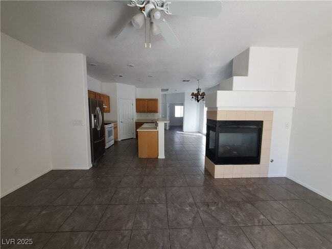 Building Photo - 2461 Belt Buckley Dr