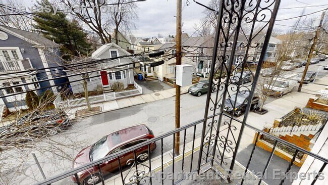 Building Photo - 11 Partridge Ave