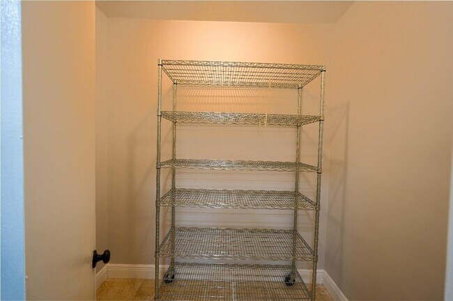 Building Photo - 1075 92nd St