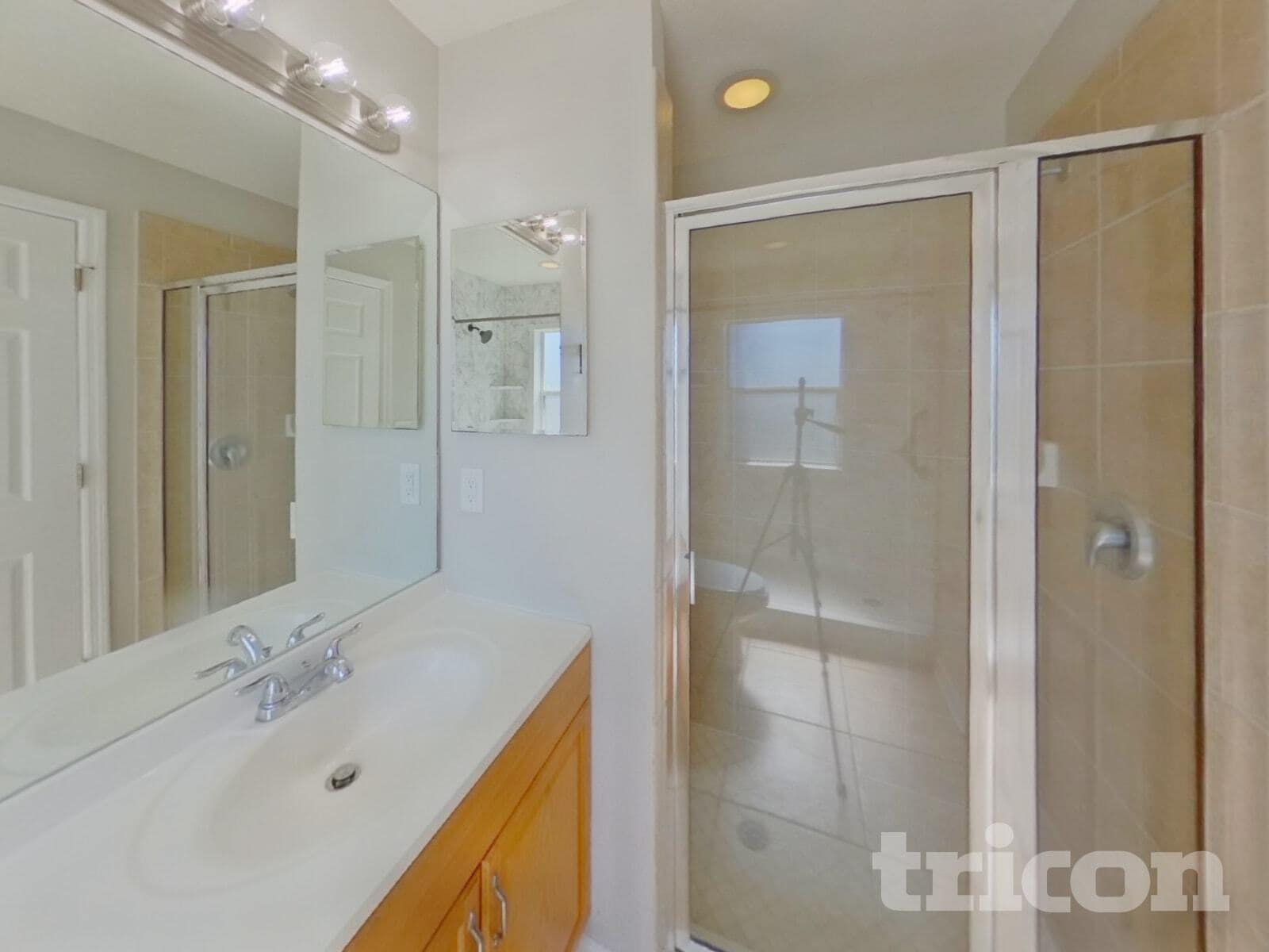 Building Photo - 10109 37th Ct E