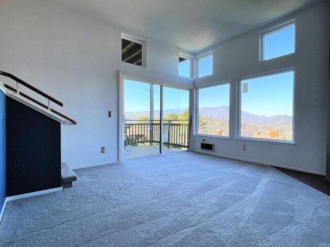 Building Photo - 515 Headlands Ct