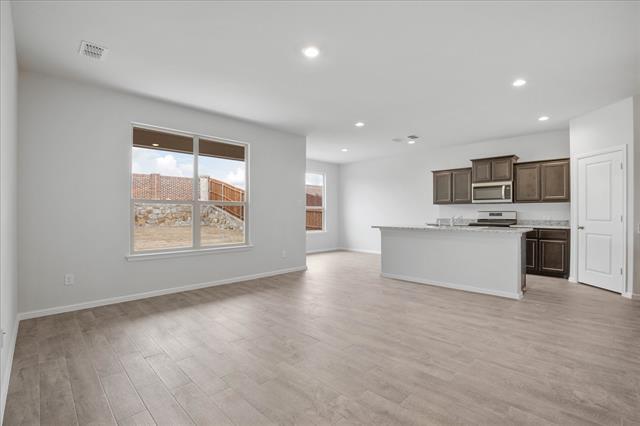 Building Photo - 2220 Barnwell Dr