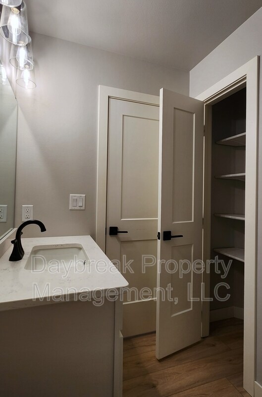 Building Photo - 6728 66th Ave S