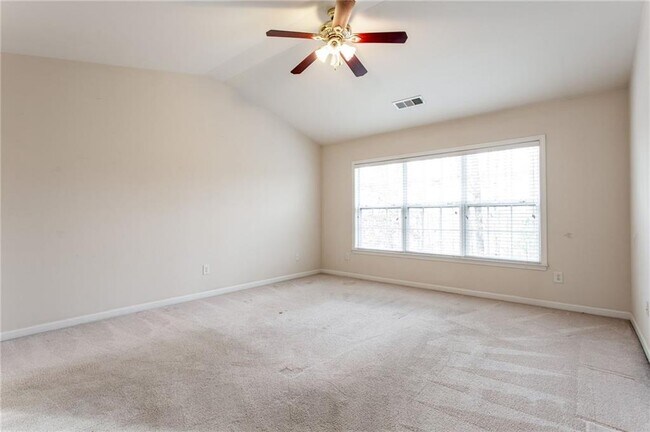 Building Photo - 910 Wendlebury Ct