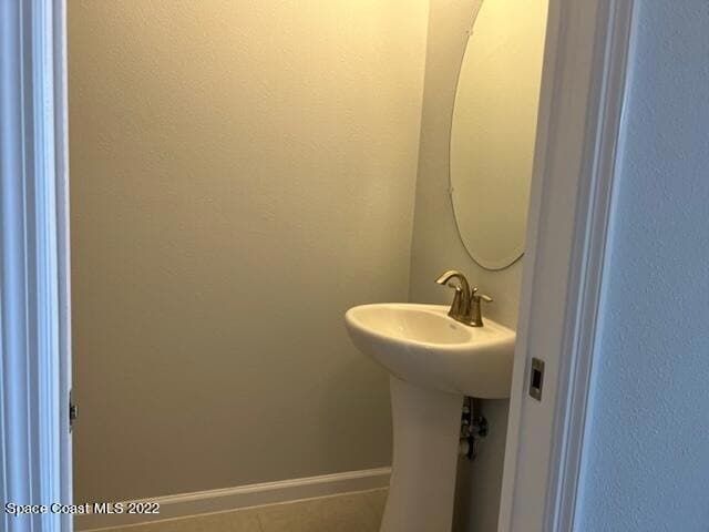 Building Photo - 89 Redondo Dr