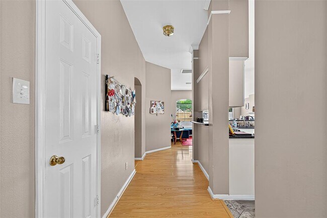 Building Photo - 14015 Loch Creek Ct