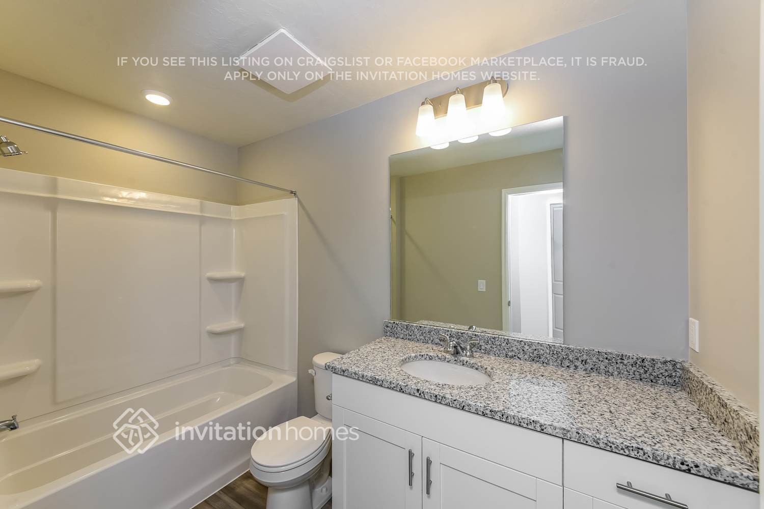 Building Photo - 108 N Riverside Dr