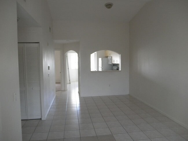 Building Photo - 3482 Briar Bay Blvd