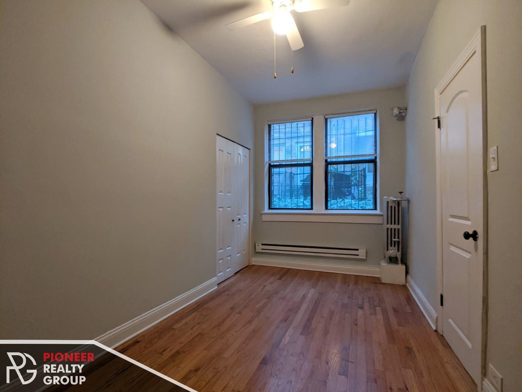 Building Photo - 4616 N Paulina St