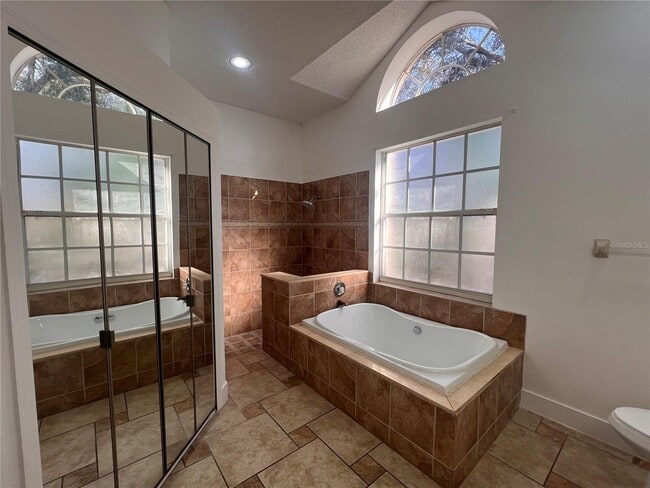 Building Photo - 9224 Sunflower Dr