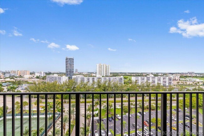 Building Photo - 300 Three Islands Boulevard