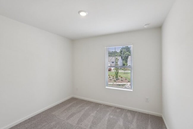 Building Photo - Fantastic 3bd/2.5ba home! Let yourself in!