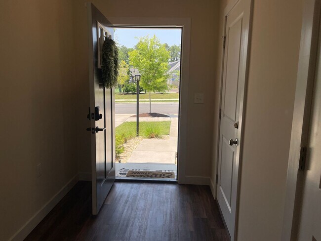 Building Photo - Heron | 3 Bed 2.5 Bath | Garage | 1800 sf | from $2759 All-Inclusive Rent Pricing | 6, 7, 8, 9, 1...