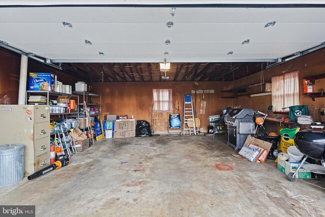 Building Photo - 2323 Bond Rd