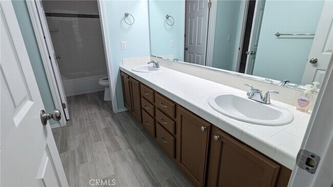 Building Photo - 40342 Corte Campeon