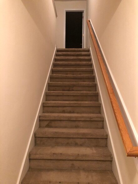 Building Photo - 6824 Lake Mist Ln