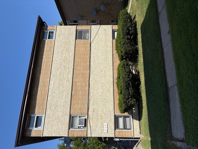 Building Photo - 2149 135th Pl