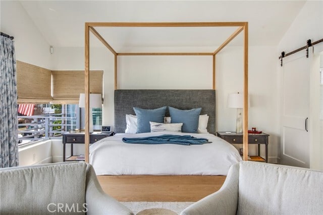 Building Photo - 327 Anade Ave