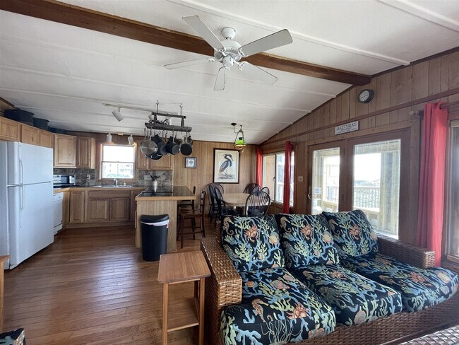 Building Photo - 57144 Lighthouse Rd