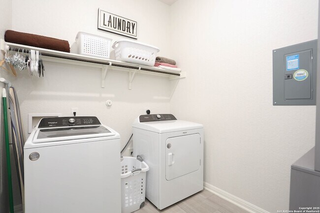 Building Photo - 12819 Aikman Wy