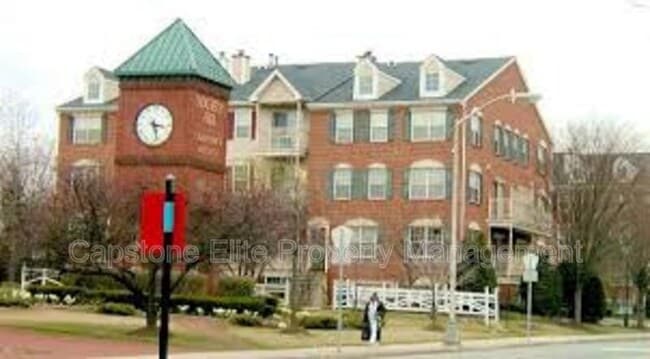 Building Photo - 216 Matthews Drive