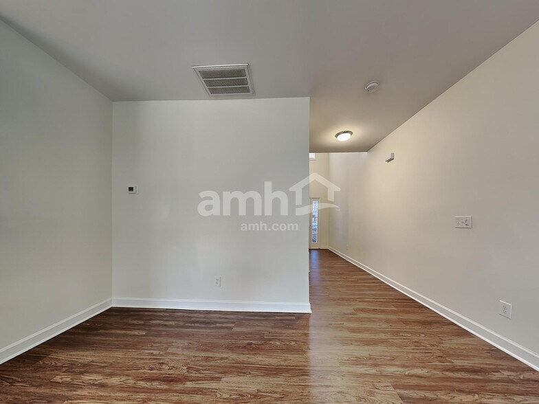 Building Photo - 1630 Brownairs Ln