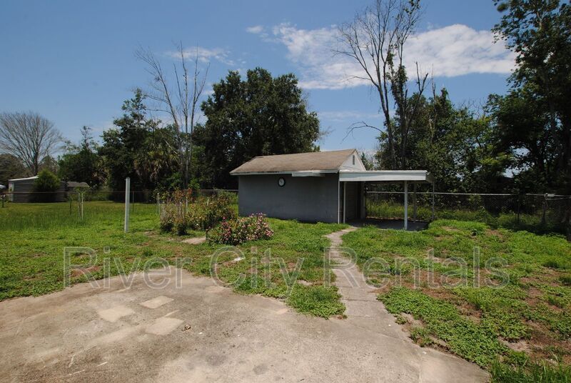 Building Photo - 10767 Happy Vale Rd