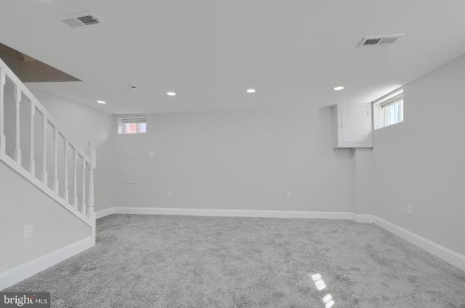 Building Photo - 2448 Shirley Ave