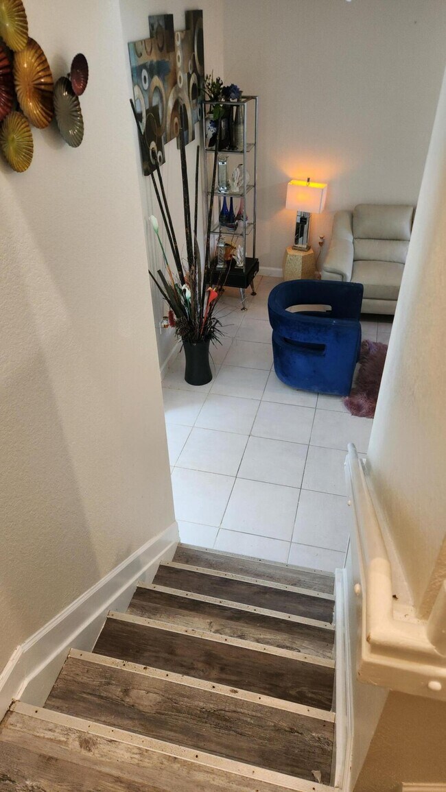 Building Photo - 6002 Clydesdale Ct