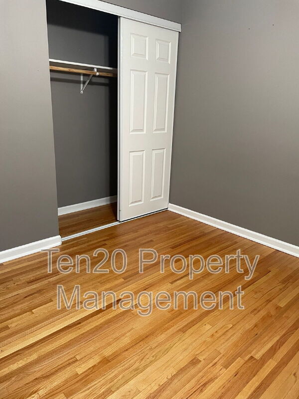 Building Photo - 3211 Maricopa Dr