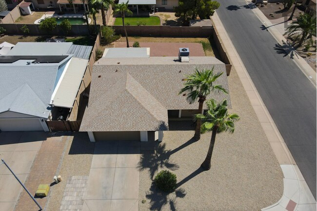 Building Photo - 3111 E Charleston Ave