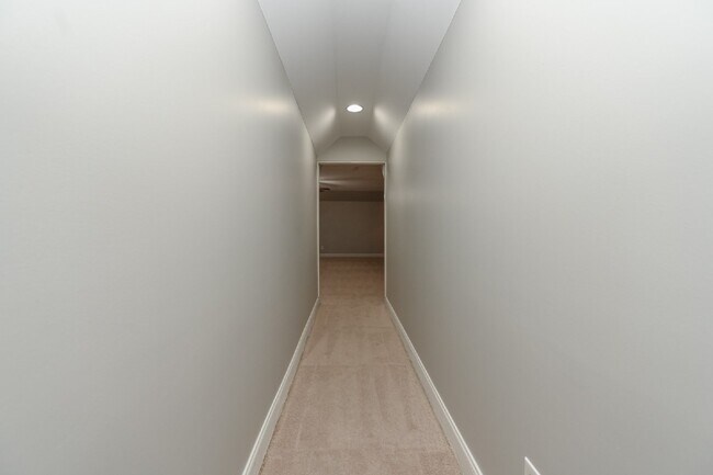 Building Photo - Elegant Townhome Living Minutes from Twelve Stones Golf Club – Bonus Room & 2-Car Garage