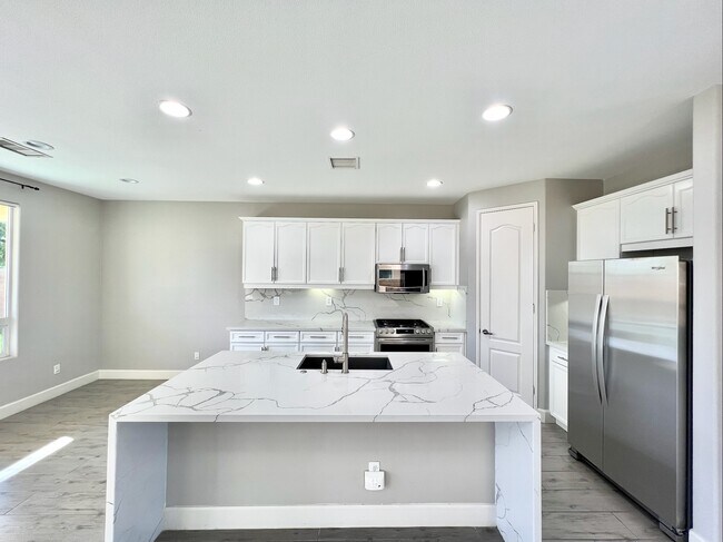 Building Photo - 81125 Avenida Fayelynne