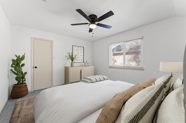 Building Photo - 20618 Prince Creek Dr