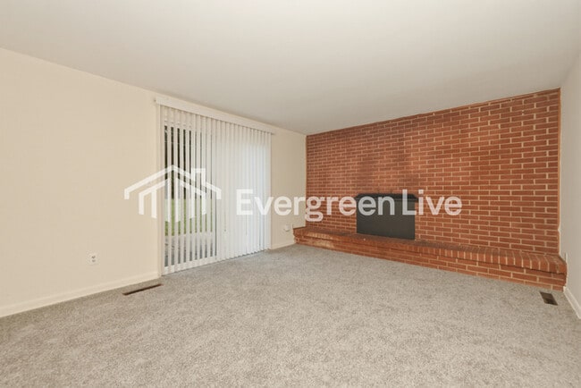 Building Photo - 4431 Procuniar Dr