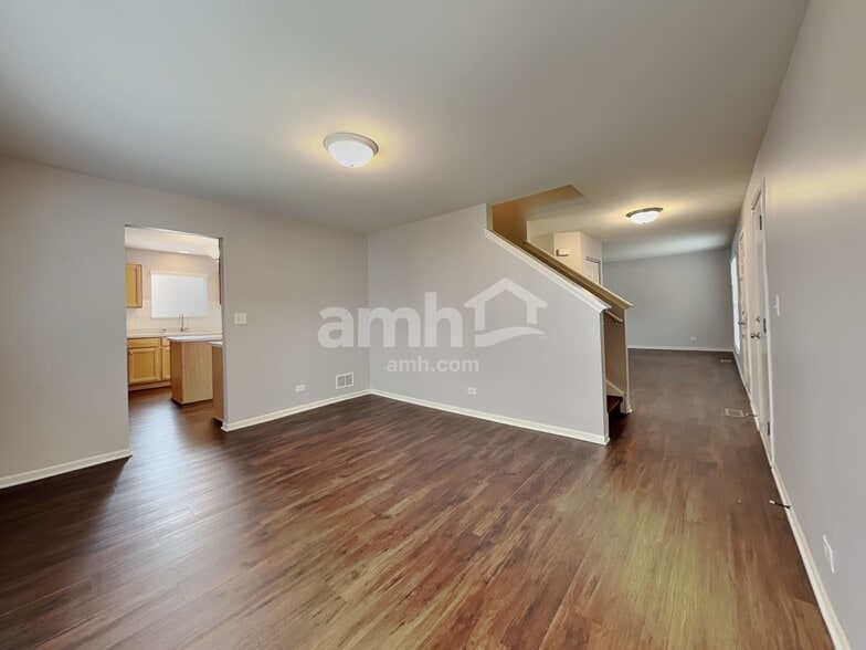 Building Photo - 528 Alyssa St