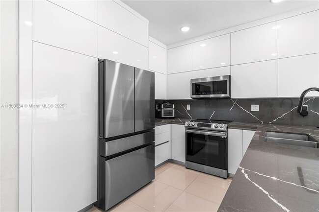 Building Photo - 9385 W 33rd Way