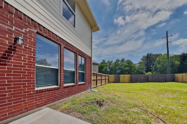 Building Photo - 31607 Cape May Ct