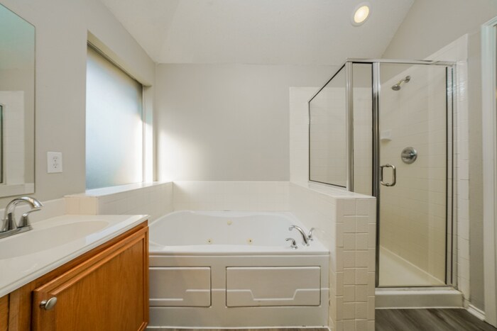 Building Photo - 1724 Green Terrace Dr