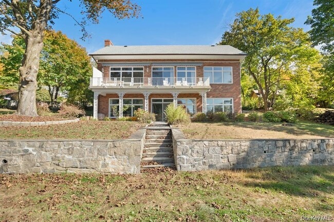 Building Photo - 500 N Lake Blvd