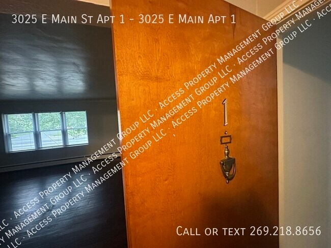 Primary Photo - 3025 E Main St