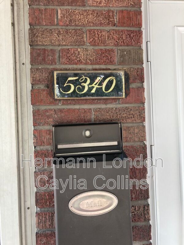 Building Photo - 5340 Bancroft Ave