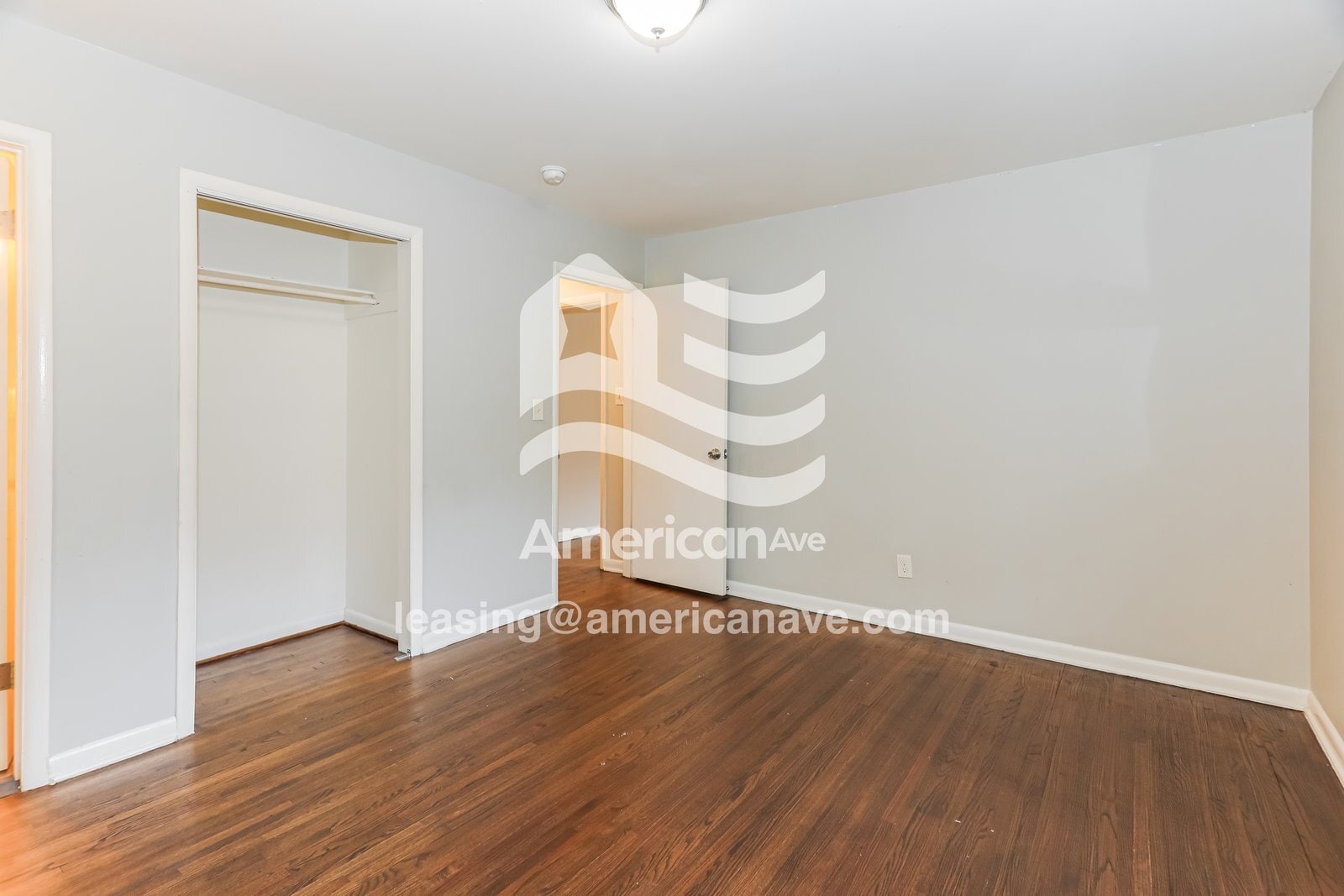 Building Photo - 1130 Linwood St